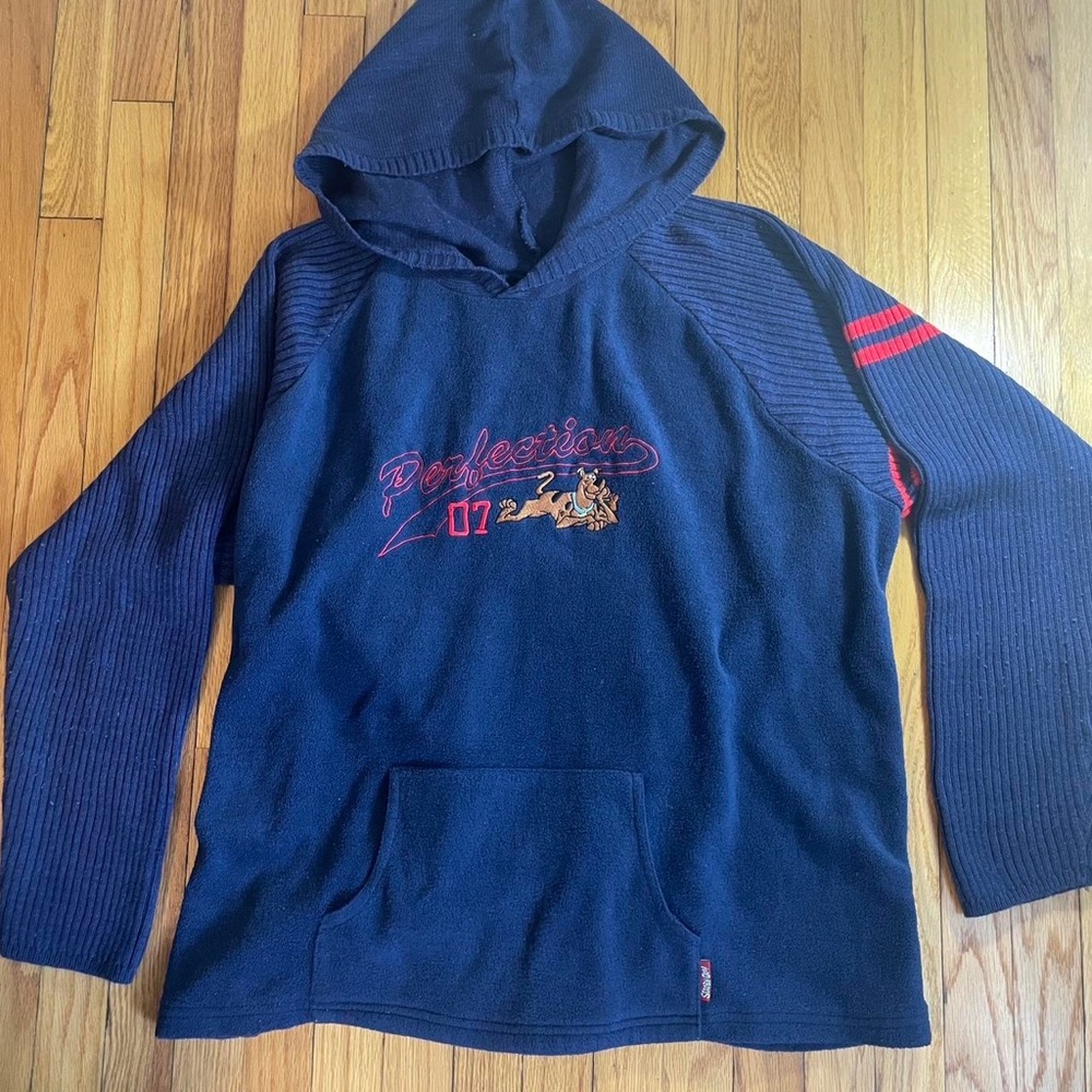 Men’s Navy Blue Hooded Sweatshirt